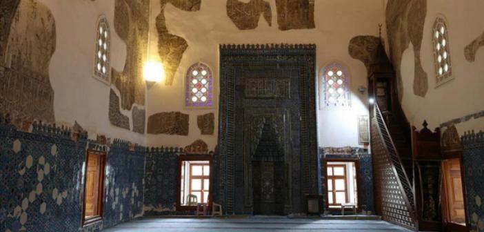 Edirne'deki Muradiye Camii'nin Çinileri Ve Kalem İşleri İlk Günkü Orijinalliğini Koruyor